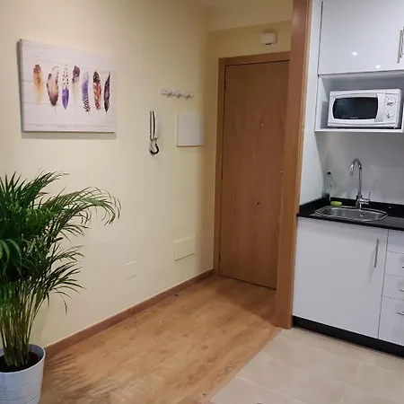 Apartamento Cdouro דירה *